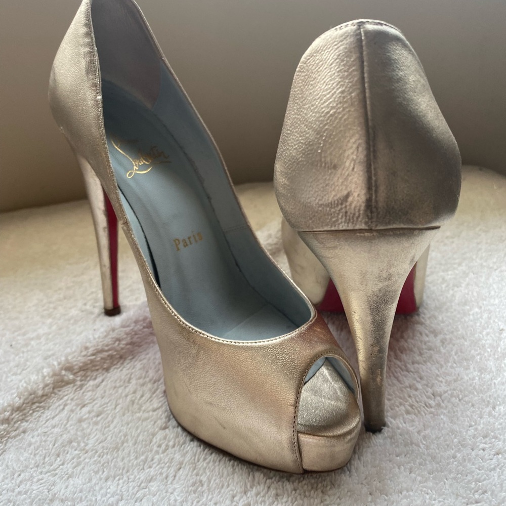 Christian louboutin heels